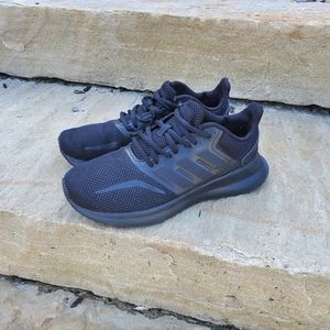 Used Adidas Big Boy Run Falcon Sneakers